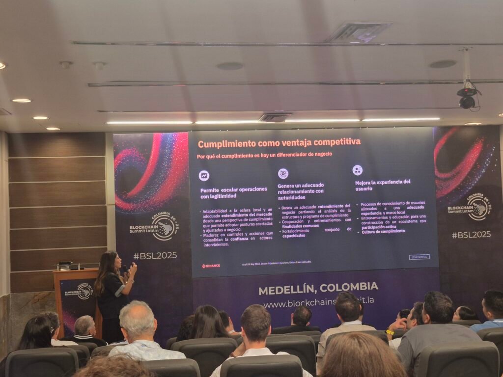 Día 2 del Blockchain Summit Latam en Medellín: Tokenización, Identidad Digital y el Futuro de la Web3 en Latinoamérica 20251113 154754