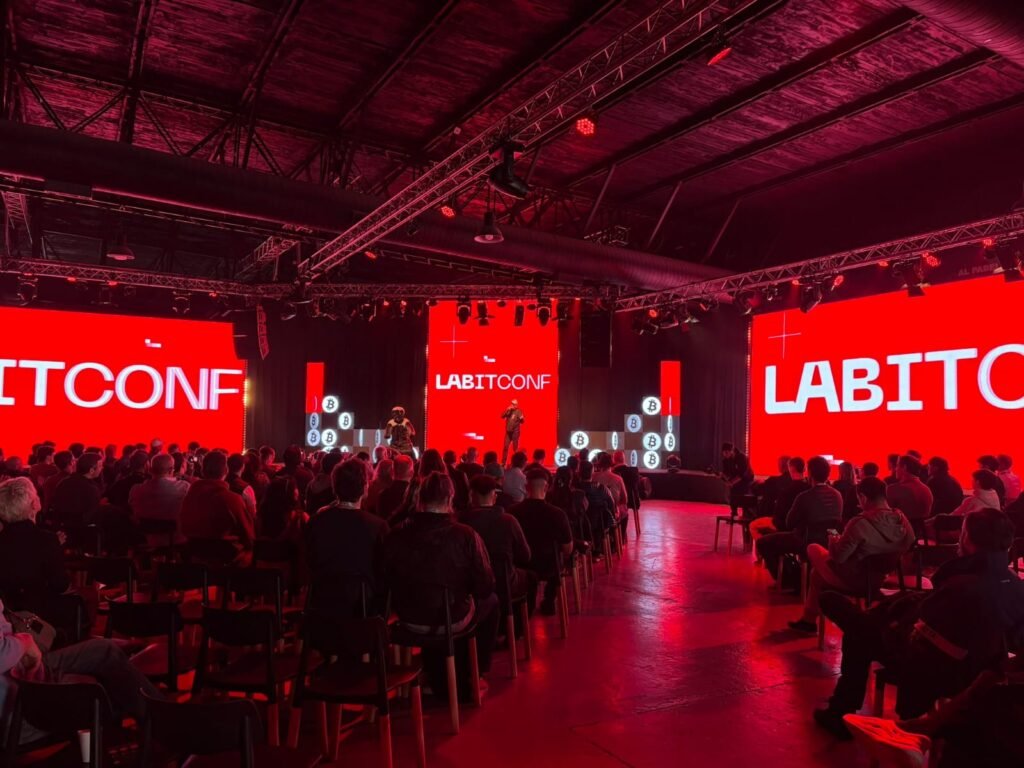 LABITCONF 2025: una comunidad imparable que volvió a encender Buenos Aires whatsapp image 2025 11 10 at 12.58.05 pm