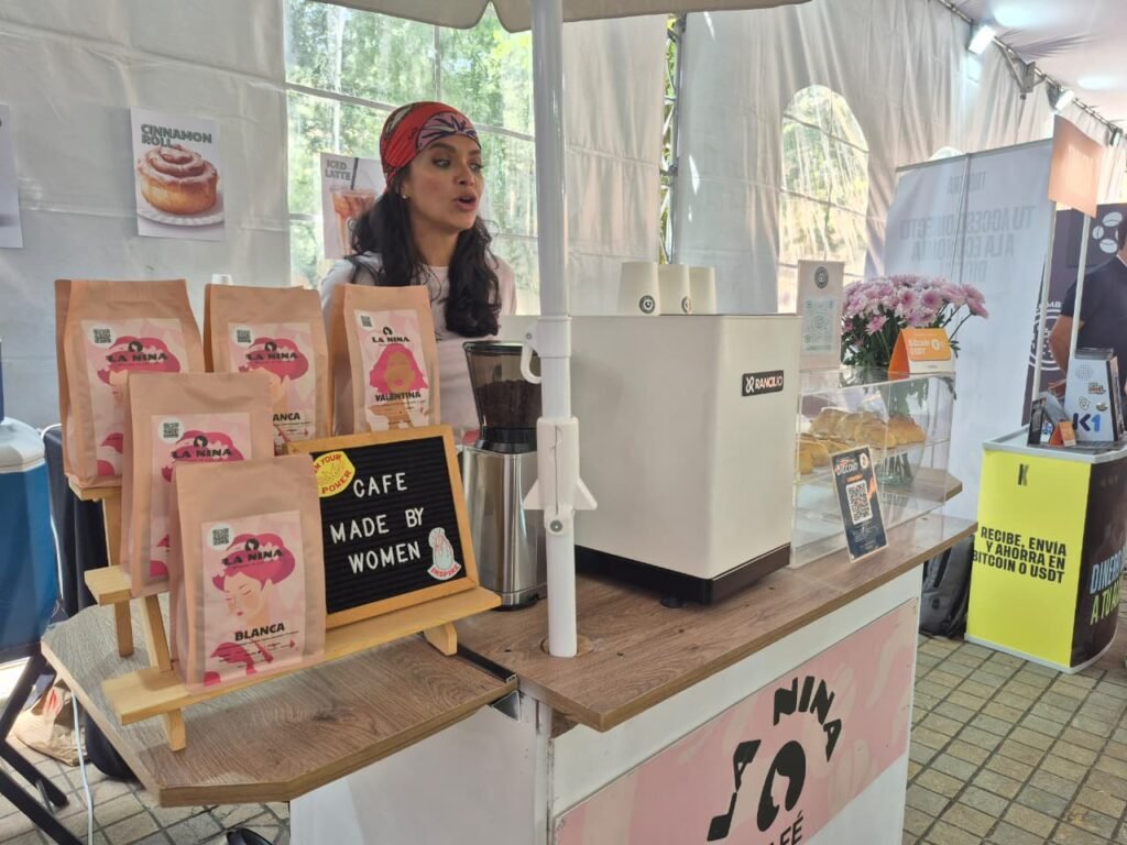 La adopción de criptomonedas crece entre emprendedoras colombianas: una mirada desde el Blockchain Summit Latam whatsapp image 2025 11 16 at 12.19.31 pm (3)