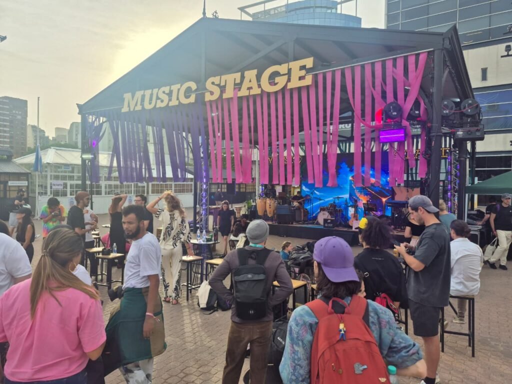 whatsapp image 2025 11 25 at 7.23.08 pm copia