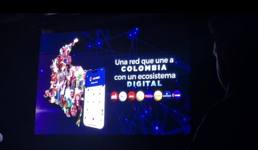 SURED celebra 16 años y lanza SU RED App con integración de Tether (USDT): una alianza histórica que impulsa la inclusión financiera en Colombia whatsapp image 2025 11 27 at 3.47.30 am