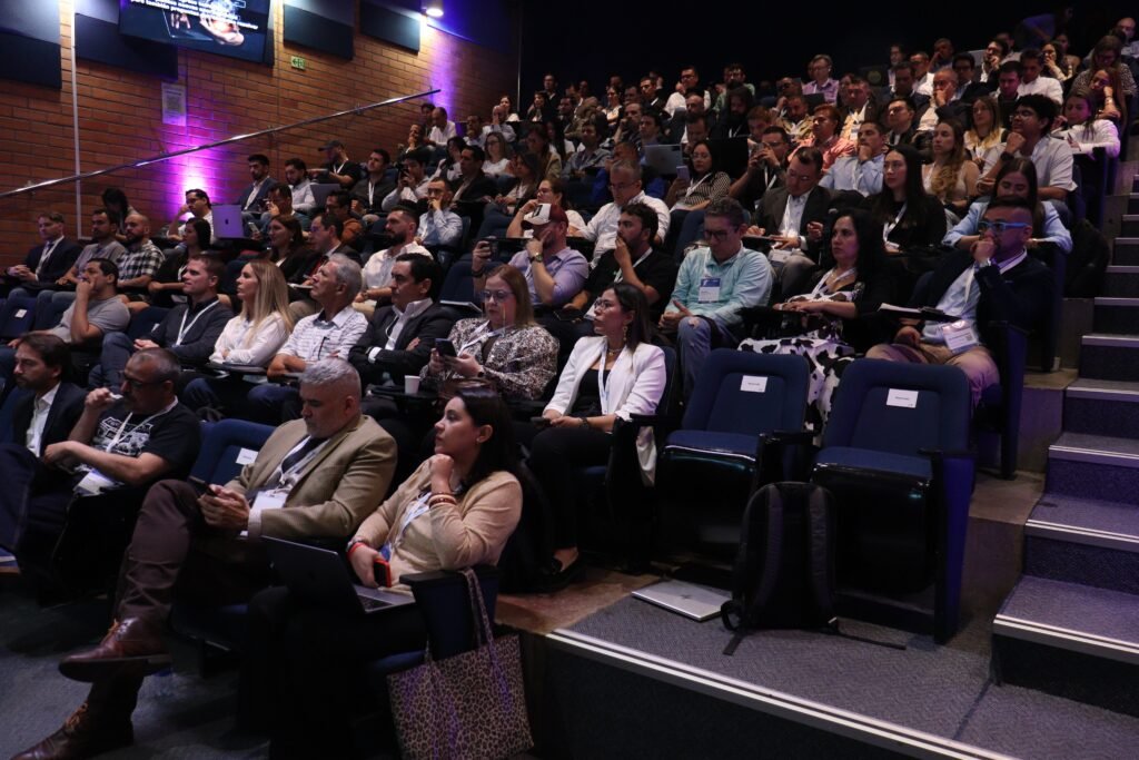 Blockchain Summit Latam 2025: Regulación, banca digital y el futuro del dinero marcaron el primer día en Medellín auditorio