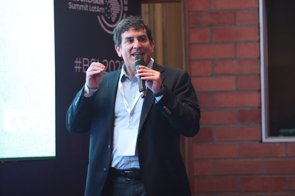 Blockchain Summit Latam 2025: Regulación, banca digital y el futuro del dinero marcaron el primer día en Medellín naudon