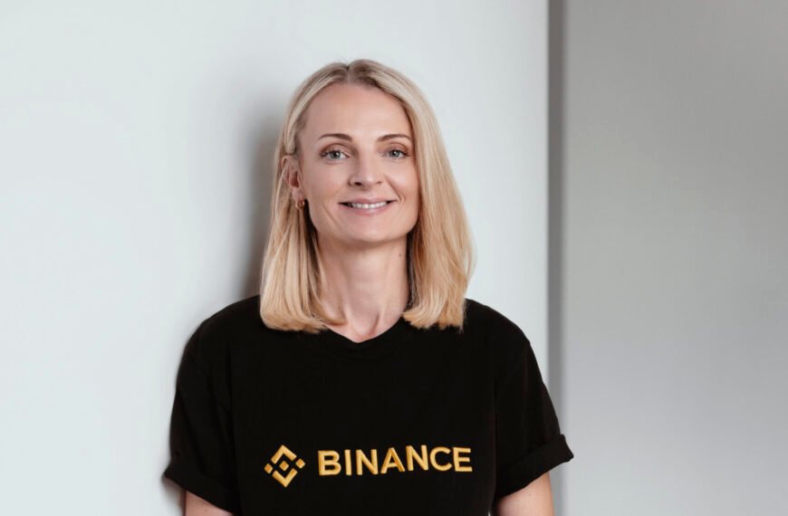 rachel conlan chief marketing officer de binance 2