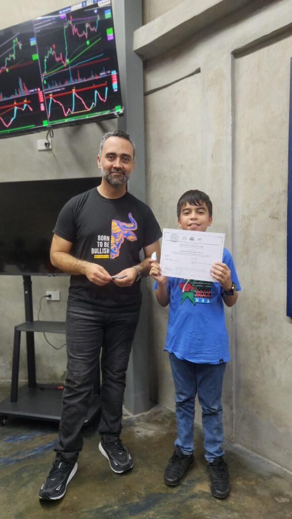 Naguara satoshi acerca la educación práctica sobre Bitcoin a 40 estudiantes en Cabudare 20260410 122250