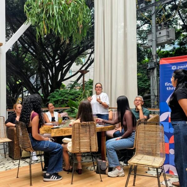 mujeres en bitcoin paystand